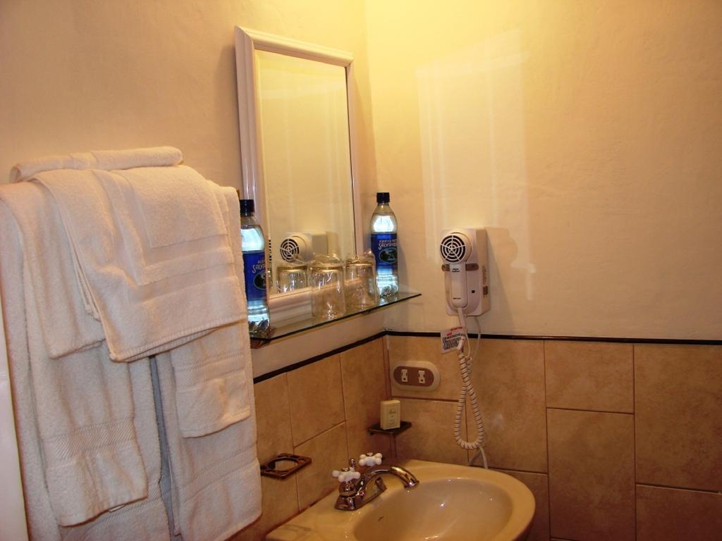 אנטיגואה גואטמלה Hotel Posada De Maria מראה חיצוני תמונה